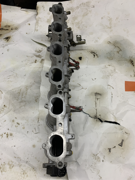BMW M5 E34 intake plenum S38B36 Motor throttle bodies 46mm